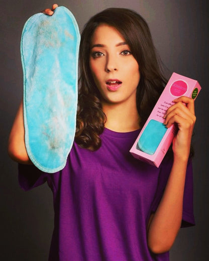 Big Microfiber Makeup Removing Towel – Aqua blue